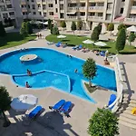 Апартамент Comfy Flat Sea View & Wi-fi *