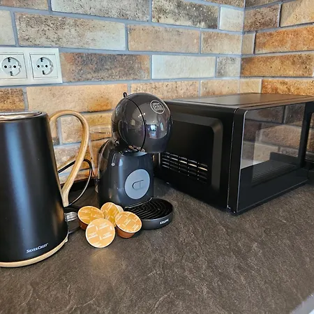 Comfy Flat Sea View & Wi-fi 瓦爾納